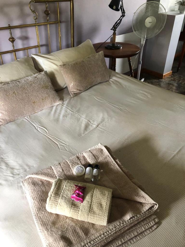 Lentelus Guesthouse จอร์จ ภายนอก รูปภาพ